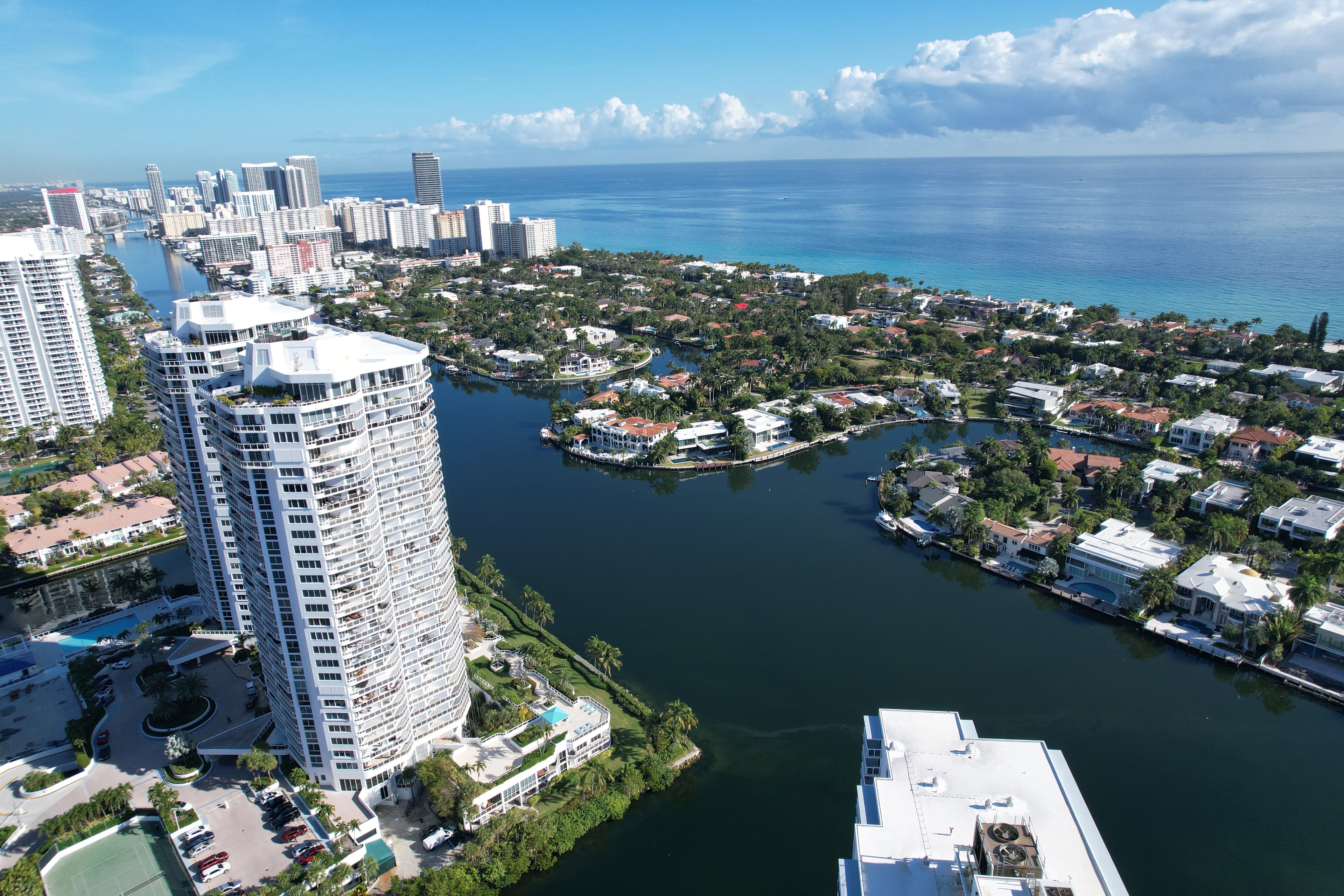 Florida Hurricane Prep Checklist: 30 Days to a Storm-Ready Home